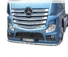Front bumper protection Mercedes Actros MP5 - additional service: installation of diodes фото 2