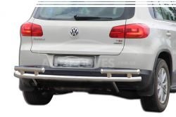 Rear bumper protection VW Tiguan - type: on racks, without parking sensors фото 0