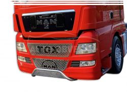 MAN TGX front bumper protection - additional service: installation of diodes photo 0