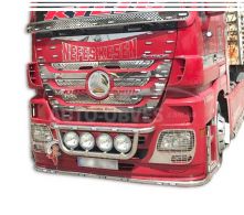 Holder for headlights in the Mercedes Actros MP3 grille, service: installation of diodes фото 0