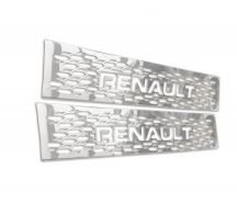 Covers on the Renault T spoiler photo 0