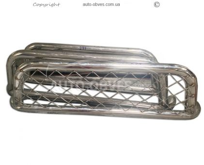Holder for headlights in Renault Magnum grille - type: v2 photo 0
