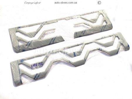 Накладки на решетку Renault C-Truck - тип: штамповка 3D фото 1