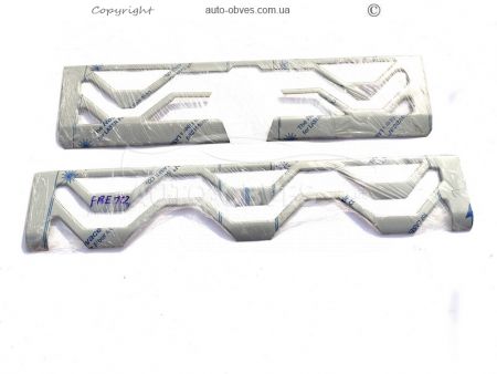Накладки на решетку Renault C-Truck - тип: штамповка 3D фото 0