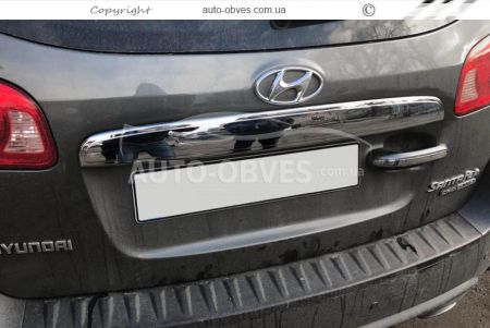 Trim over license plate Hyundai Santa Fe 2006-2012 photo 2