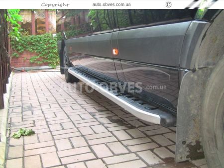 Running boards Mercedes Sprinter 1996-2006 - L1\L2\L3 base - Style: Range Rover фото 3