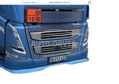 Накладки на протитуманні фари Volvo FH 16 euro 6 2021-... фото 4