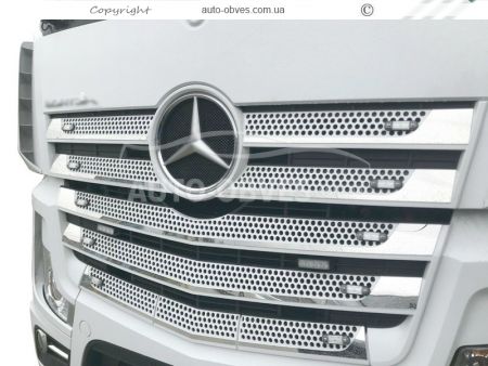 Набір накладок на решітку Mercedes Actros MP4 2011-2018 фото 6