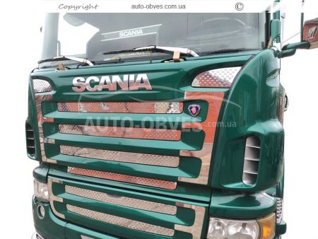 Накладки на бічні частинки решітки Scania 2004-2010 фото 1