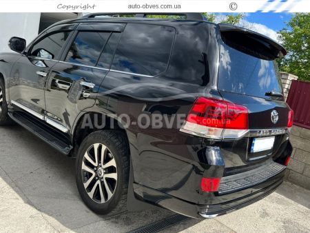 Комплект обвесов Toyota Land Cruiser 200 2016-... - тип: executive 2019-... черный цвет фото 7