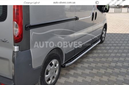 Profile running boards Renault Trafic - Style: Range Rover фото 3