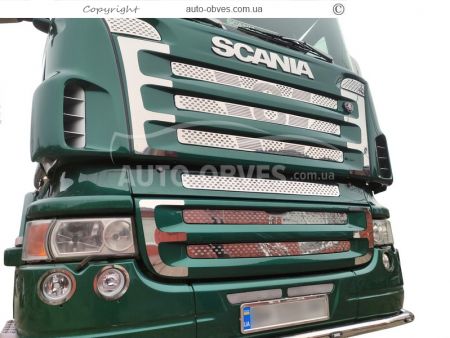 Накладки на бічні частинки решітки Scania 2004-2010 фото 1