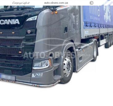 Защита переднего бампера Scania S - доп услуга: установка диодов фото 1