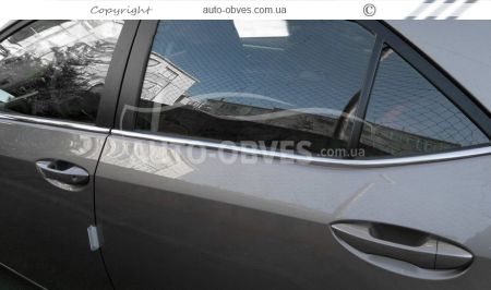 Окантовка вікон нижня Toyota Corolla 2013-2019 фото 2