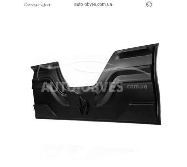 Cover on the Toyota Hilux 2015-... trunk lid - type: plastic photo 1