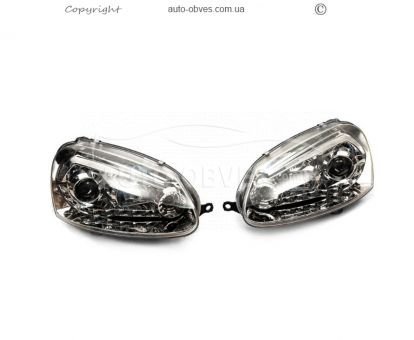 Front optics of Volkswagen Golf 5 with led lights type silver photo 2