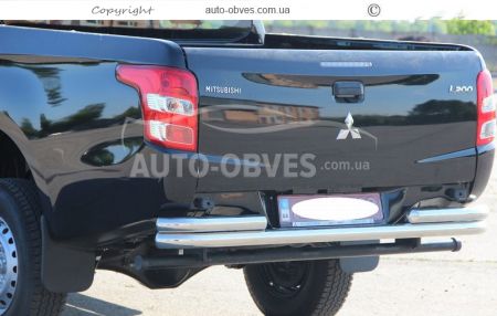 Защита заднего бампера Mitsubishi L200 2015-2018 фото 2